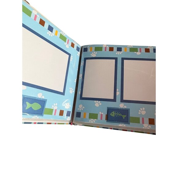 Cat-Themed Scrapbook Album With Paw Prints & Stripes Design Holds 4x6 Photos Inc - Picture 2 of 8
